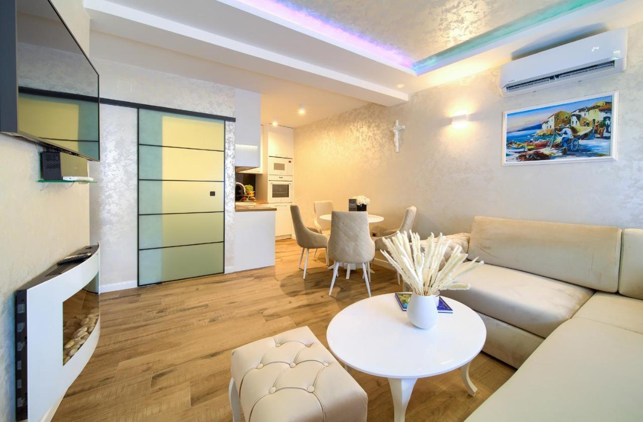 Luxury Apartments Jf Rab Town Extérieur photo